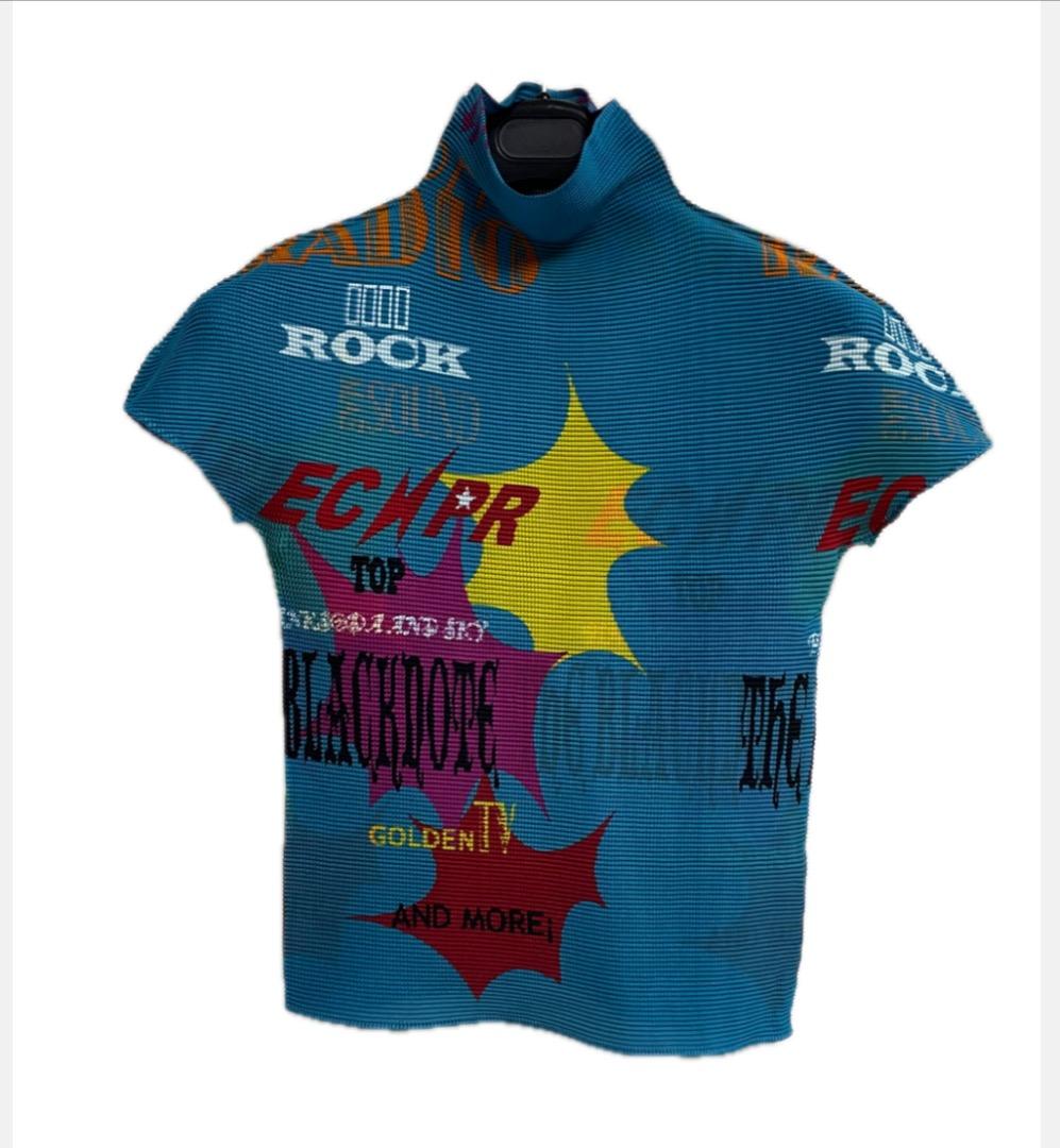 gn.様me ISSEY MIYAKE プリーツデザイン ハイネック カットソー