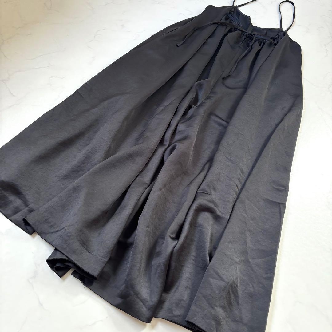 【完売品 近年モデル】カレンソロジー サテンタックサロペットパンツ 22年モデル