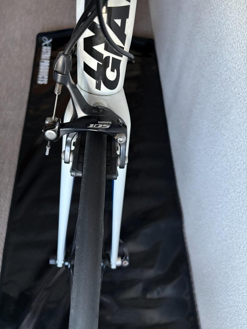 GIANT DEFY COMPOSITE3　2013　105に変更　札幌