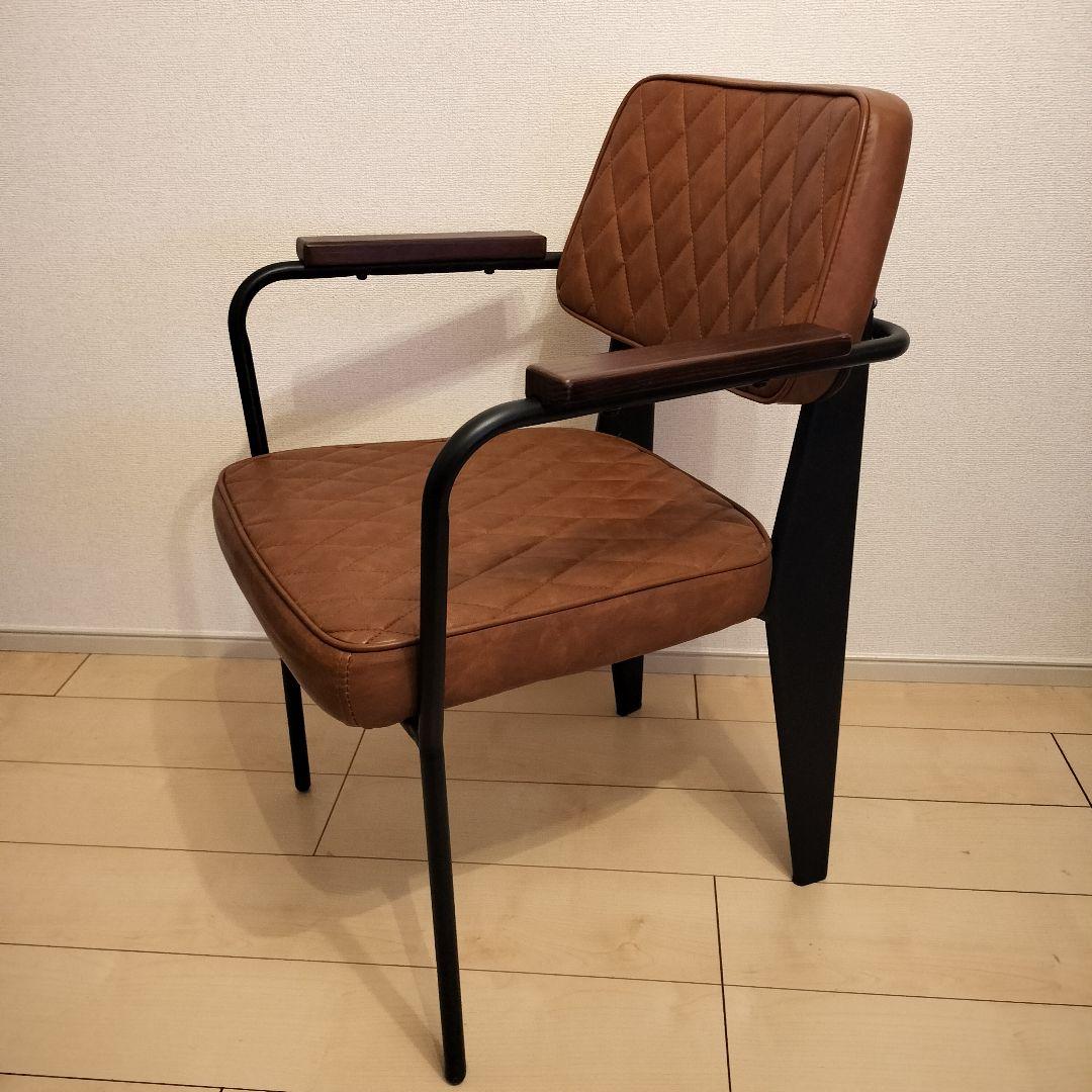 NOCE ノーチェ 肘掛け付きチェア