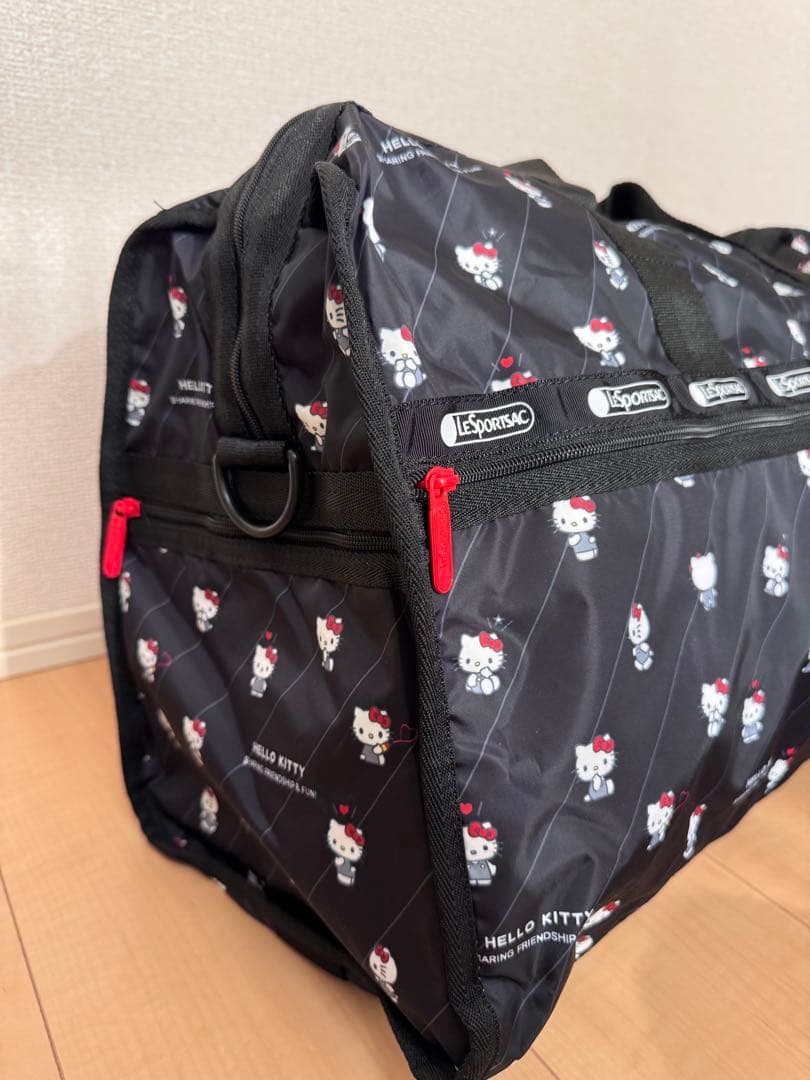 レスポートサック　サンリオ　ハローキティ ボストンバッグ　ポーチキーホルダー付き