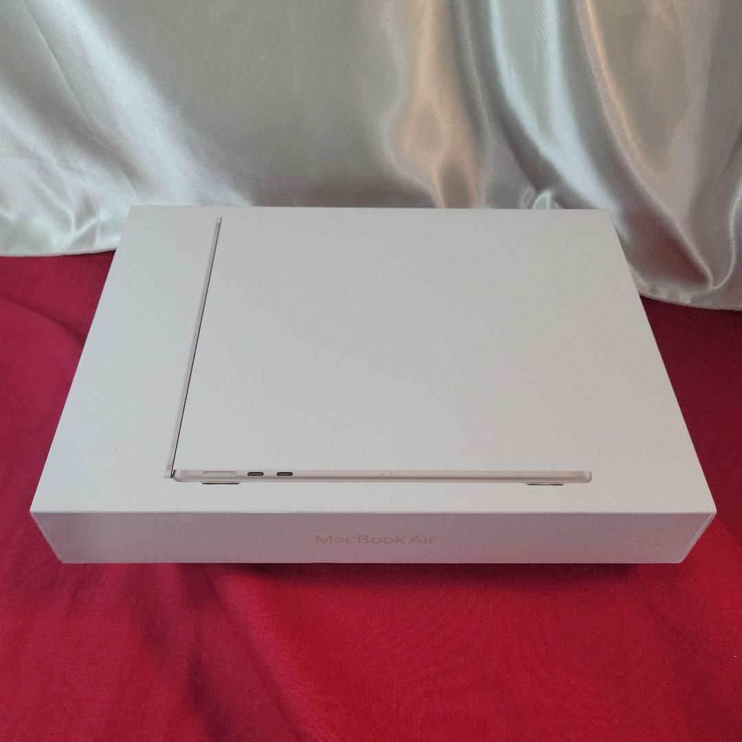 MacBook Air M2 256GB 未使用品に近い