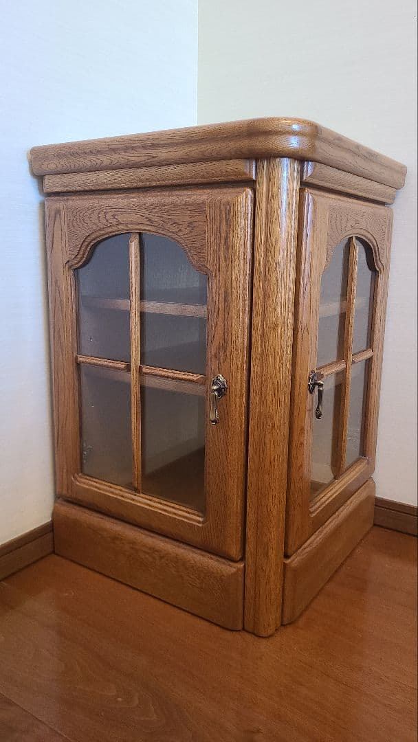 上坂木材 コーナーキャビネット ガラス扉