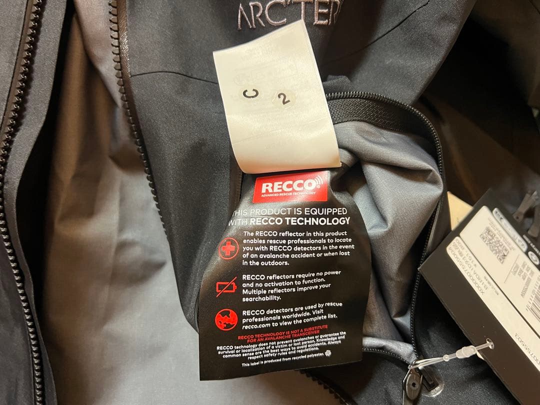 ぷーさん　アークテリクス アルファSVジャケット ブラック Lサイズ