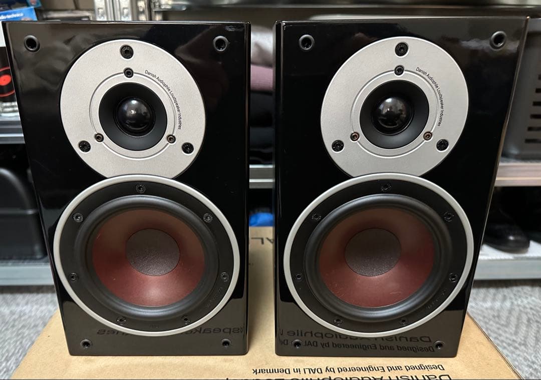 スピーカー・ウーファー DALI ZENSOR 1