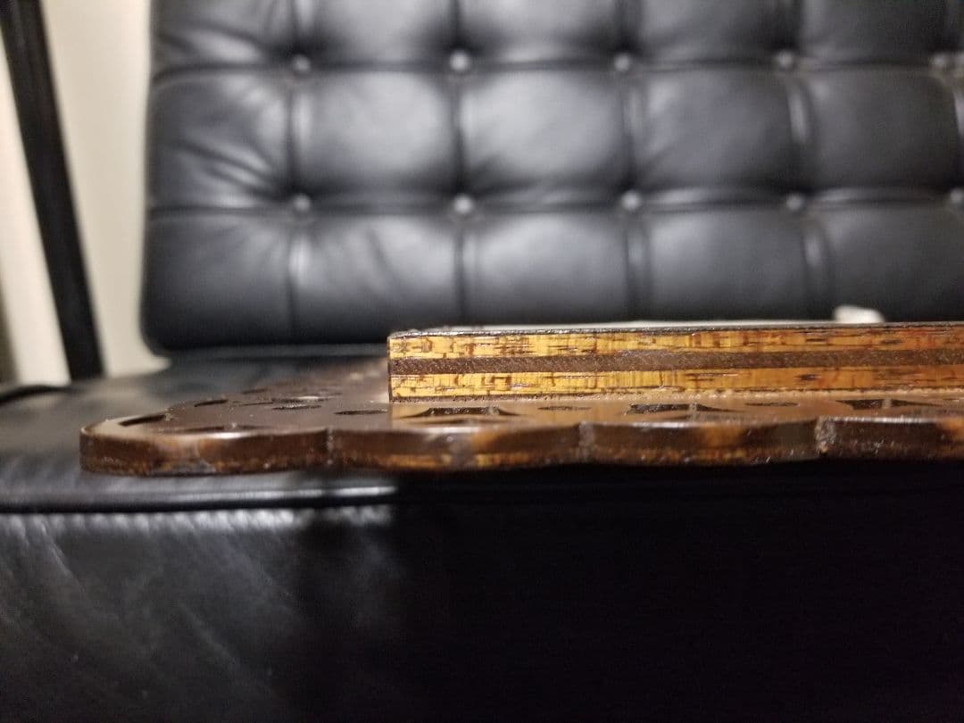 希少　廃盤　パリの雑貨屋　フレンチ　ウォールミラー　ウッド　透かし彫り　壁掛け鏡