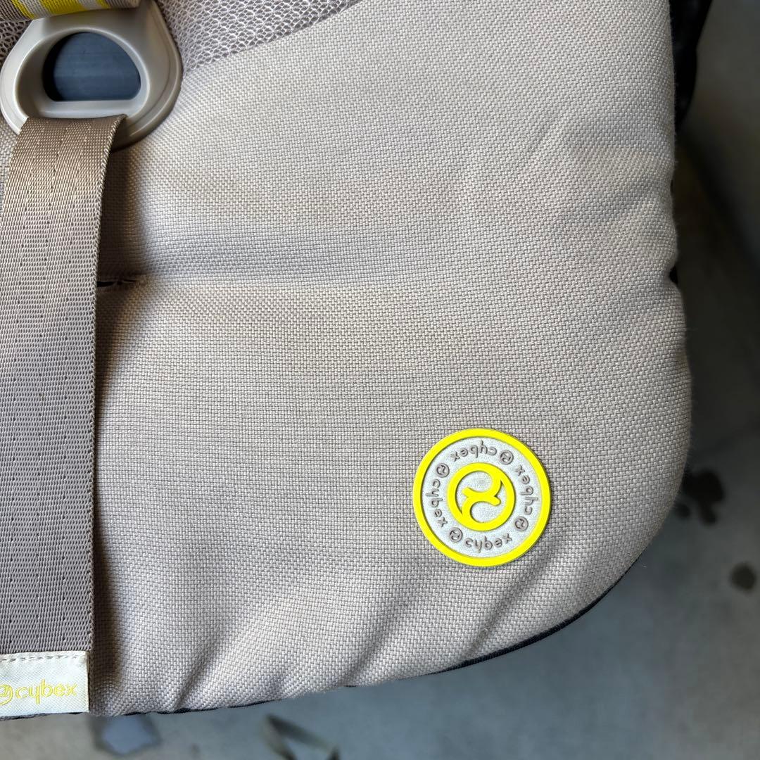 cybex リベル　シーシェルベージュ　2023年モデル　バンパーバー付