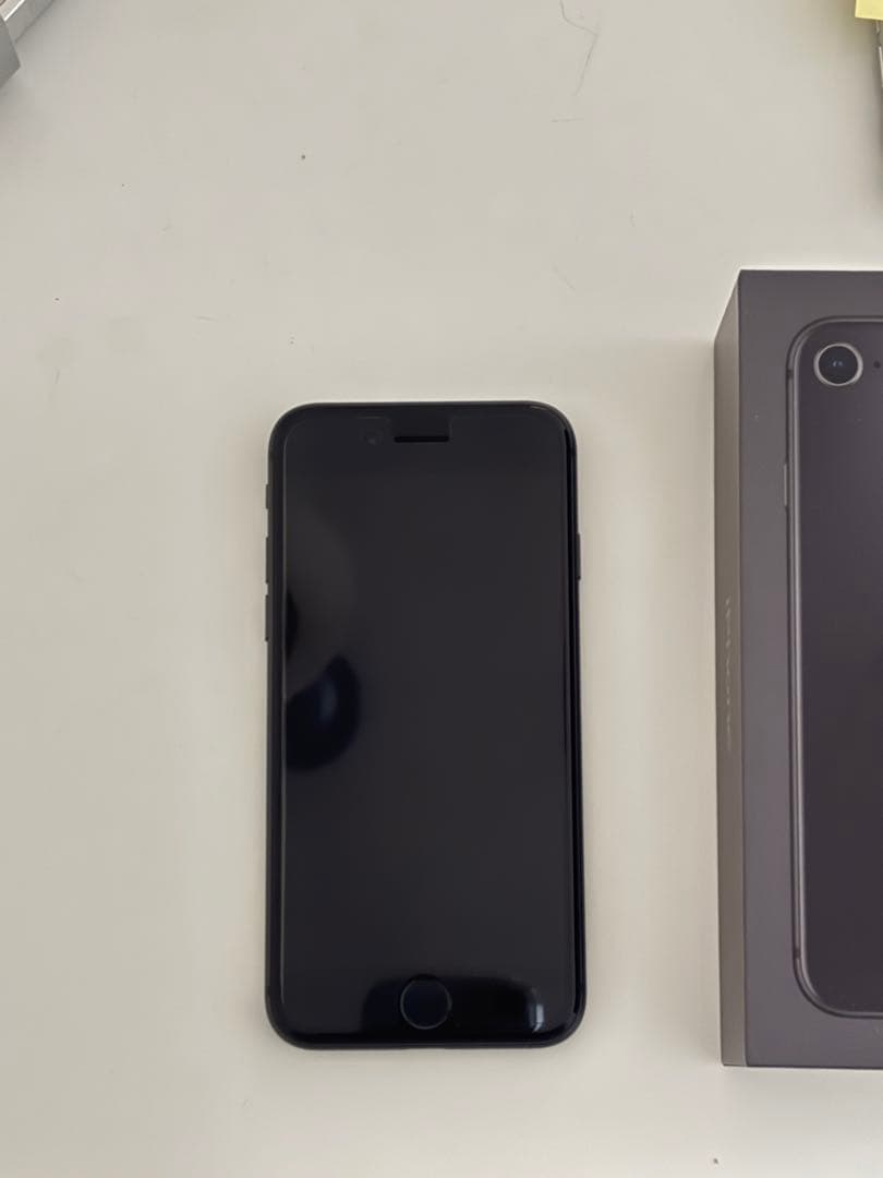 iPhone8 ブラック 美品