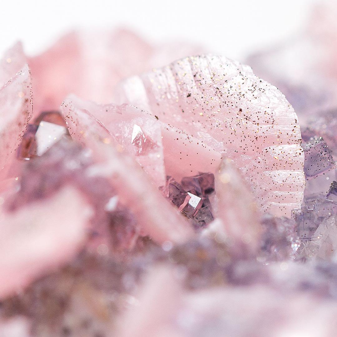 中国 ロードクロサイト フローライト 天然石 原石 鉱物標本 鉱石 蛍石 728