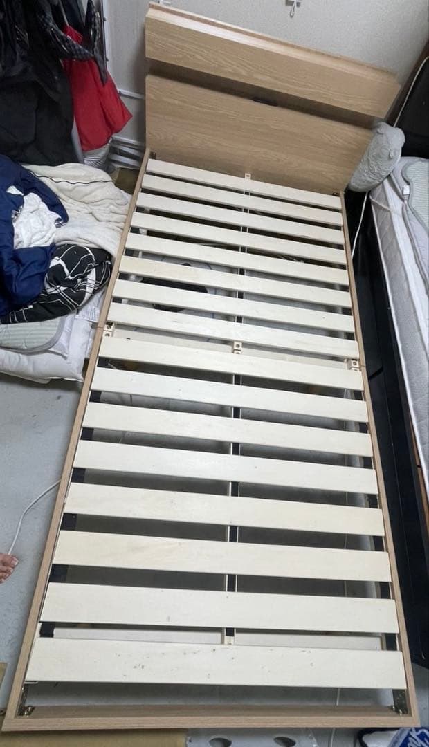 シングルベッド ブラウン×ホワイト ライト付き