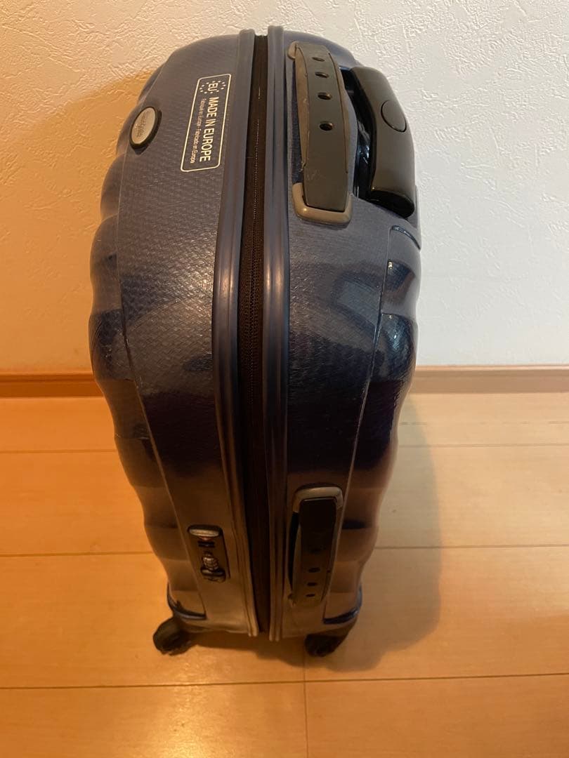 サムソナイト　コスモライト36L 機内持込み可　 超軽量人気のミッドナイトブルー