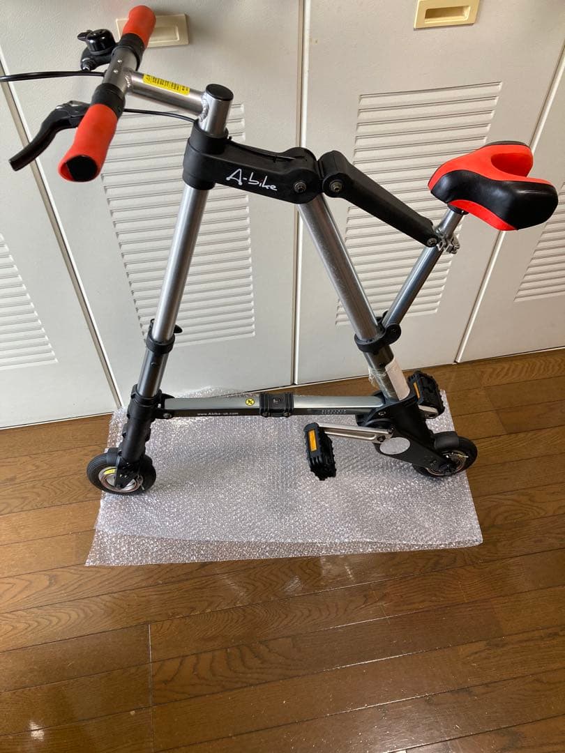 A-bike 超軽量コンパクト折りたたみ自転車 model DZB01 中古