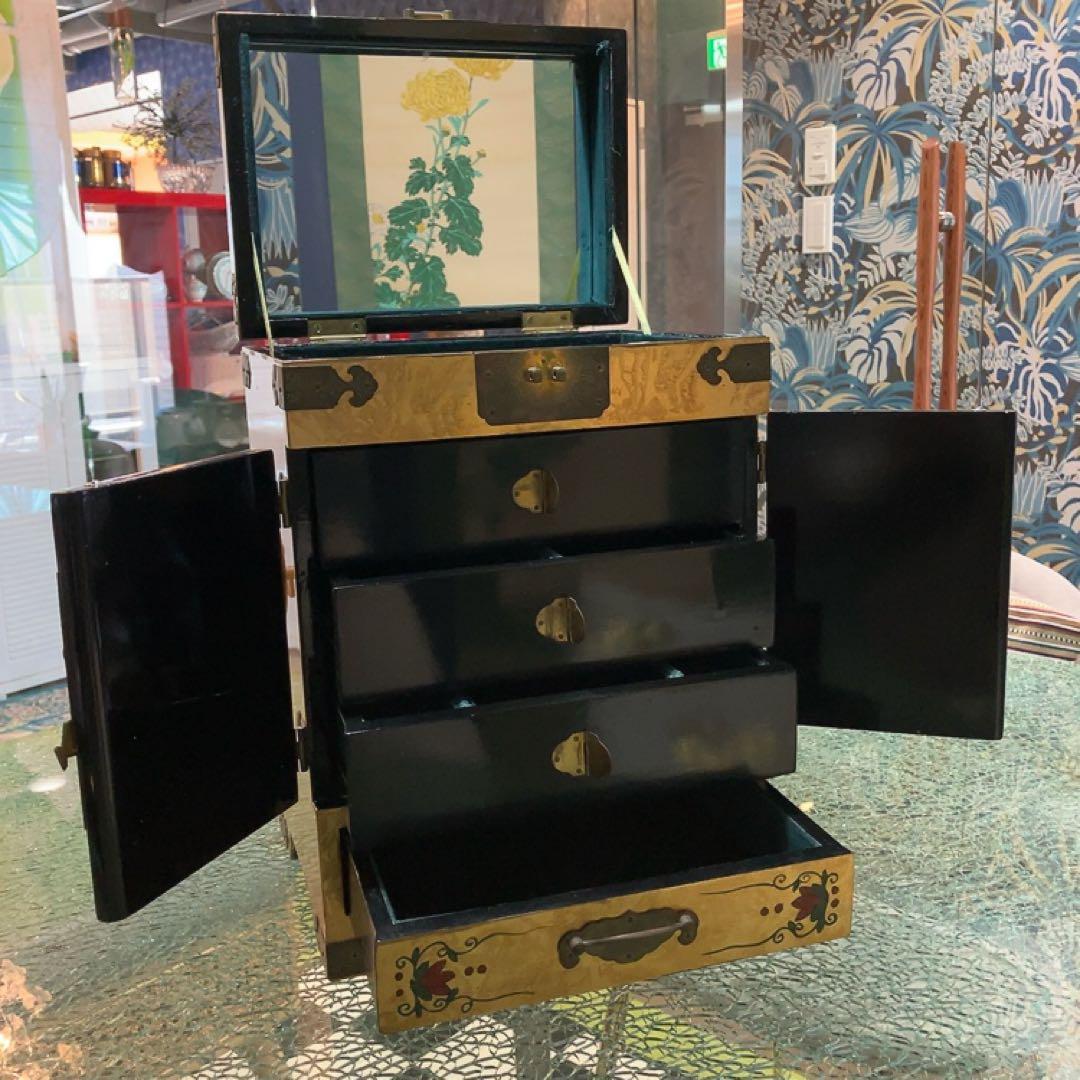 【お値下げしました】化粧箱 宝石箱 中国製 検査済シール有 金色 豪華 花鳥風月