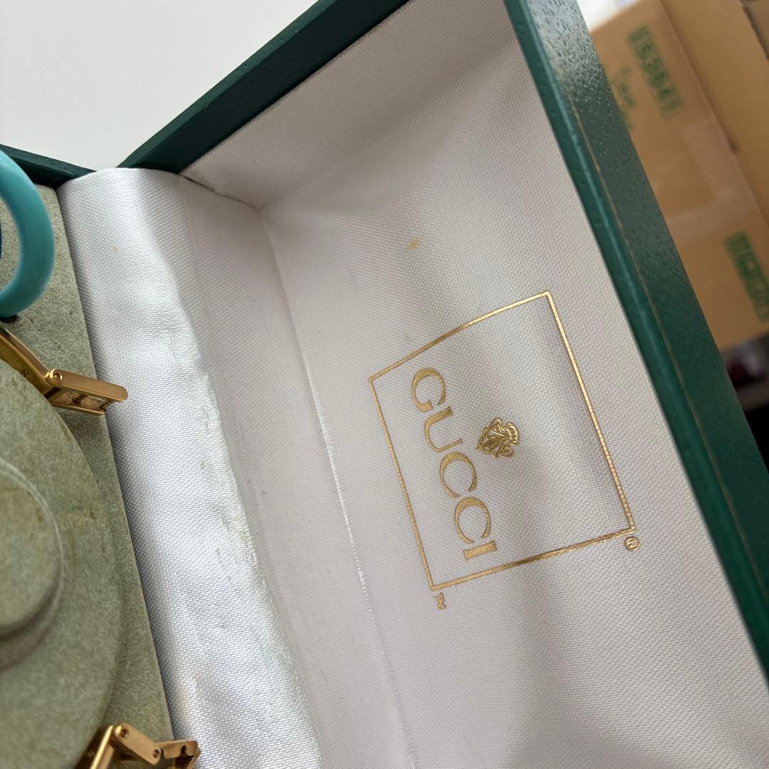 GUCCI グッチ　チェンジベゼル　腕時計　電池交換済み