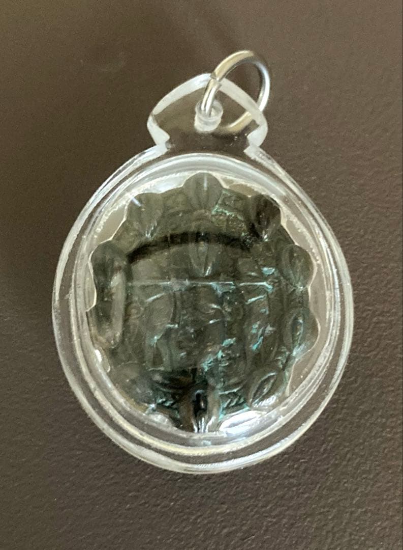 プラクルアン 世界の始まりクィーンヴァージニア　魔法家ルアンプーウドムサップ師