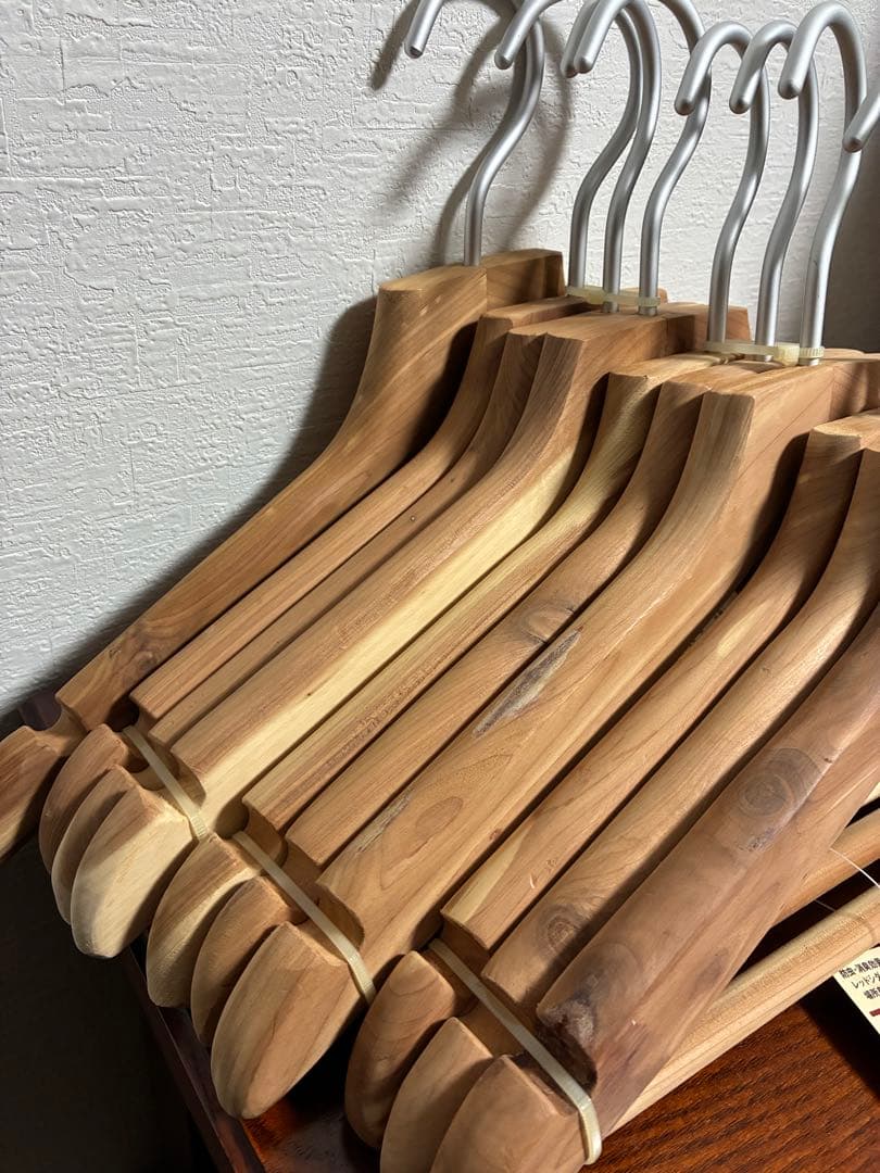 無印良品　レッドシダー　ハンガー　10本セット　新品未使用　木製