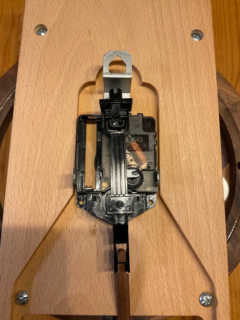 ウォールクロック振り子　ブナ　掛け時計 おしゃれ 天然木 無垢 文字盤なし