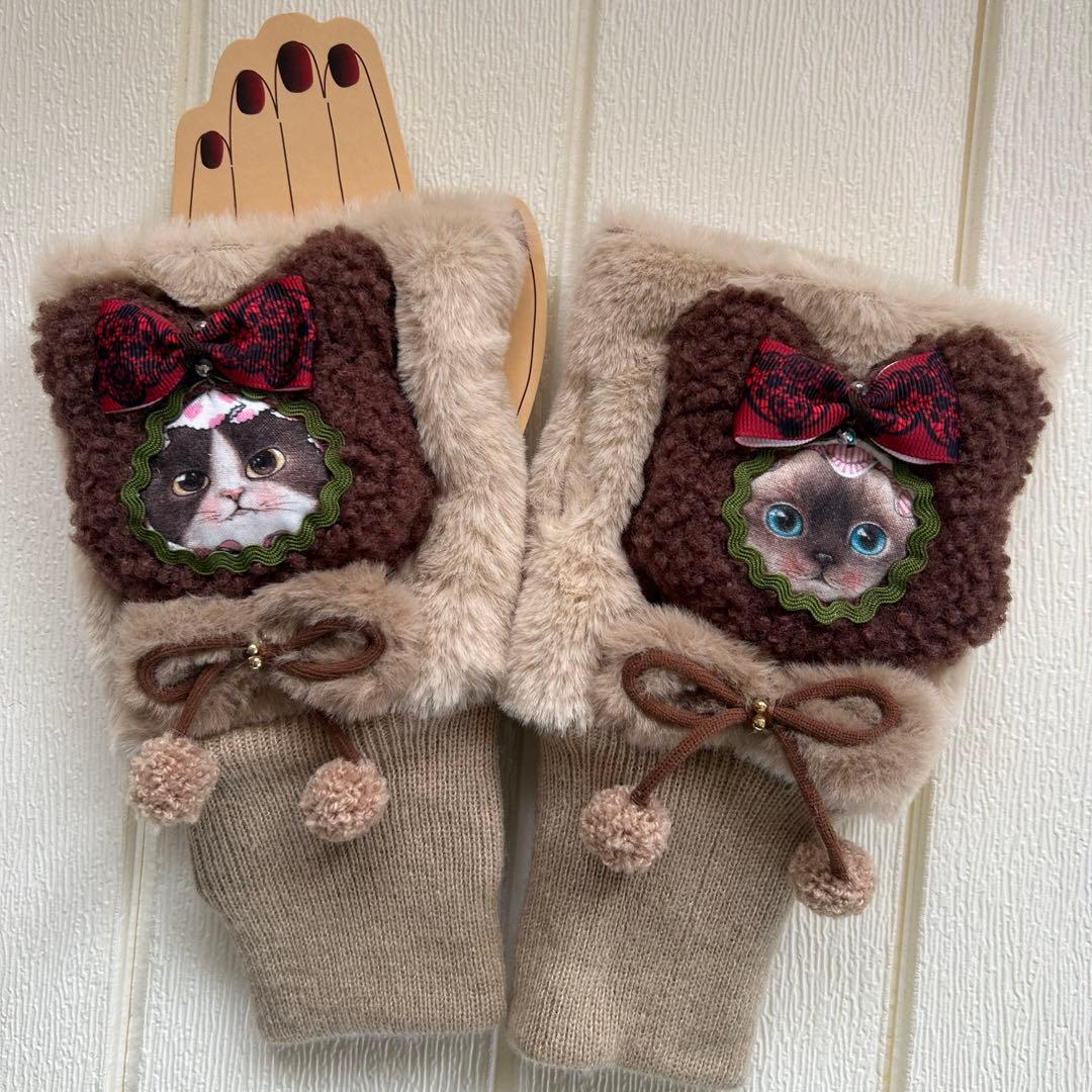 ハンドメイド　コヤンイサムチョン♡猫ちゃん❣️スマホクリーナー♡手袋❣️