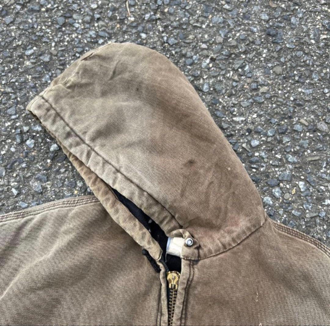 希少サイズ カーハート アクティブジャケット J68 CHT ジャスティン着用