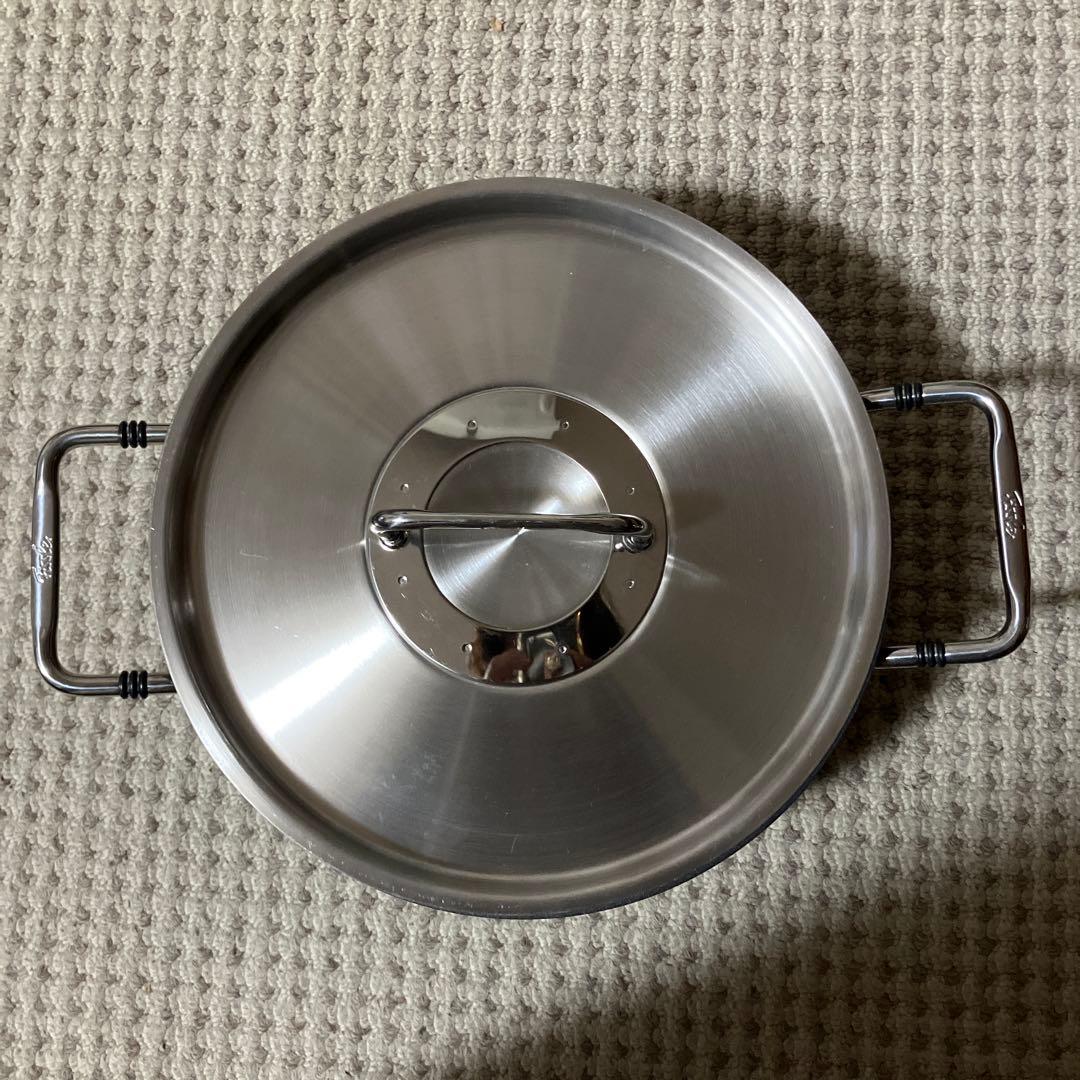アマダントキャセロール　24㎝フィスラー　ステンレス 両手鍋