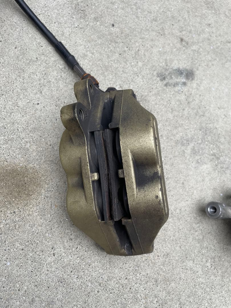 シグナス　ブレンボ　ブレーキ　フロントキャリパー　2型　3型