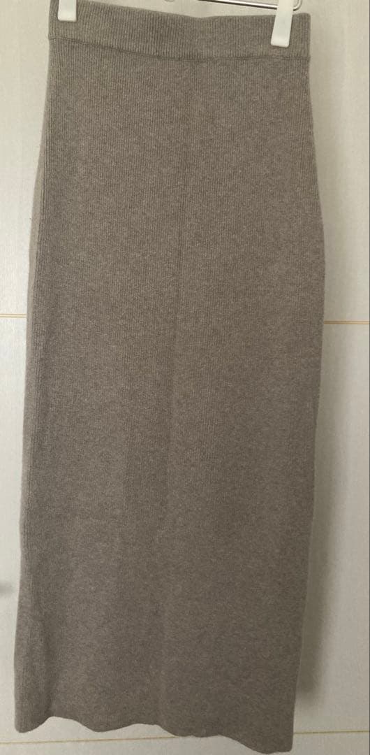 EVERYDAY I LIKE cashmere ニット　マキシスカート
