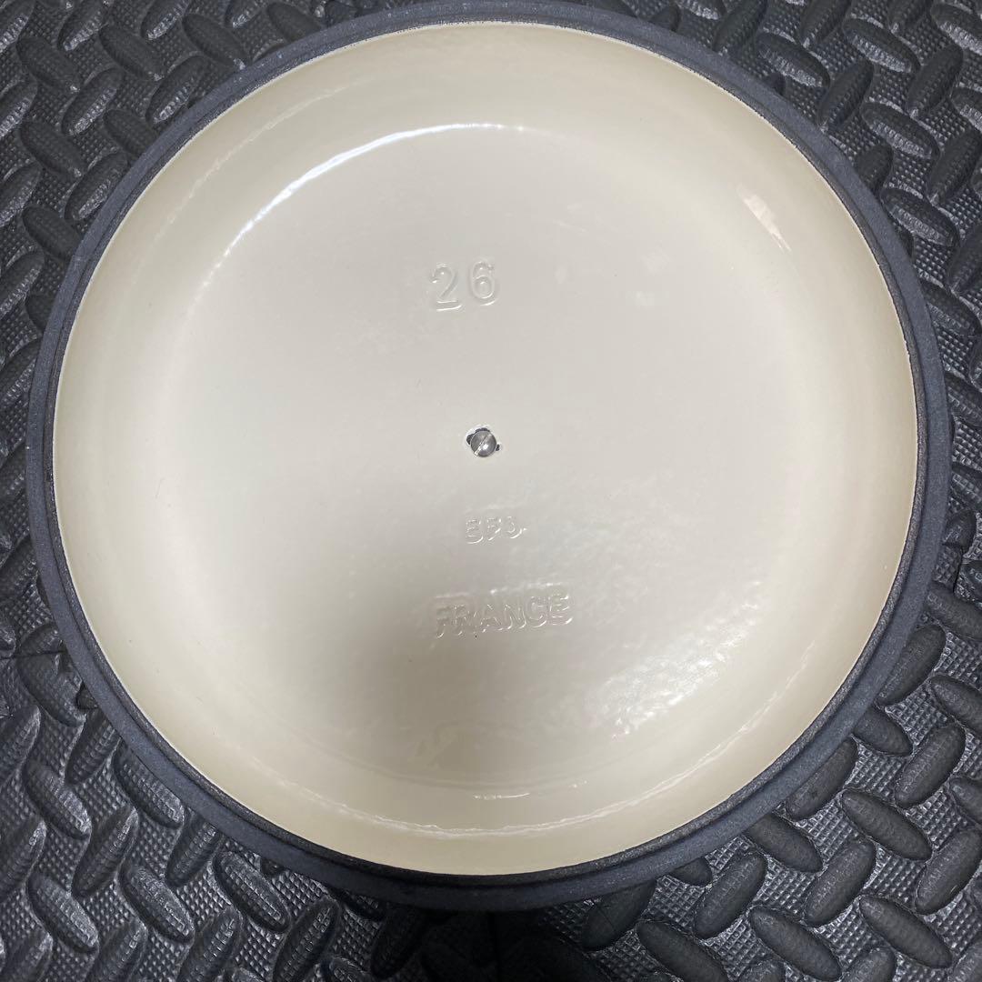 ル・クルーゼ シグニチャー ビュッフェキャセロール 26cm