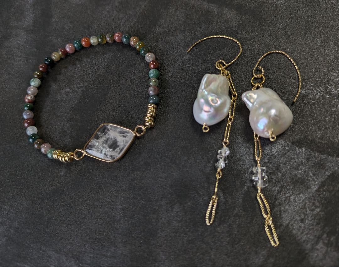 大粒オイスターパール☾　ハーキマークォーツ　チャーム