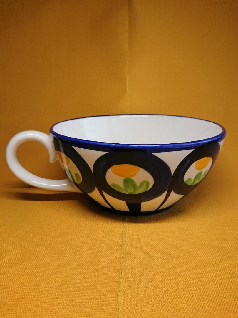 【美品】花器　大型　カップ　陶器　置物　インテリア　工芸品　美術品　A1318