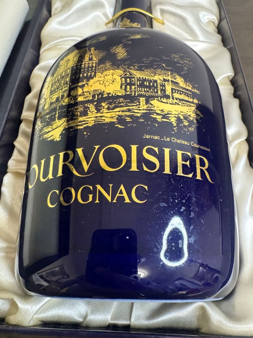Courvoisier コニャック ギフトボックス入り