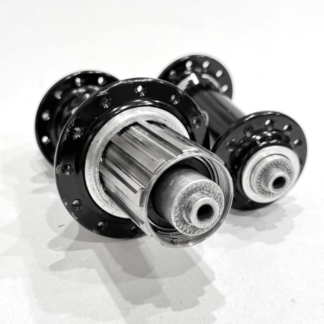 ホワイトインダストリー White industries ハブ 24h ロード