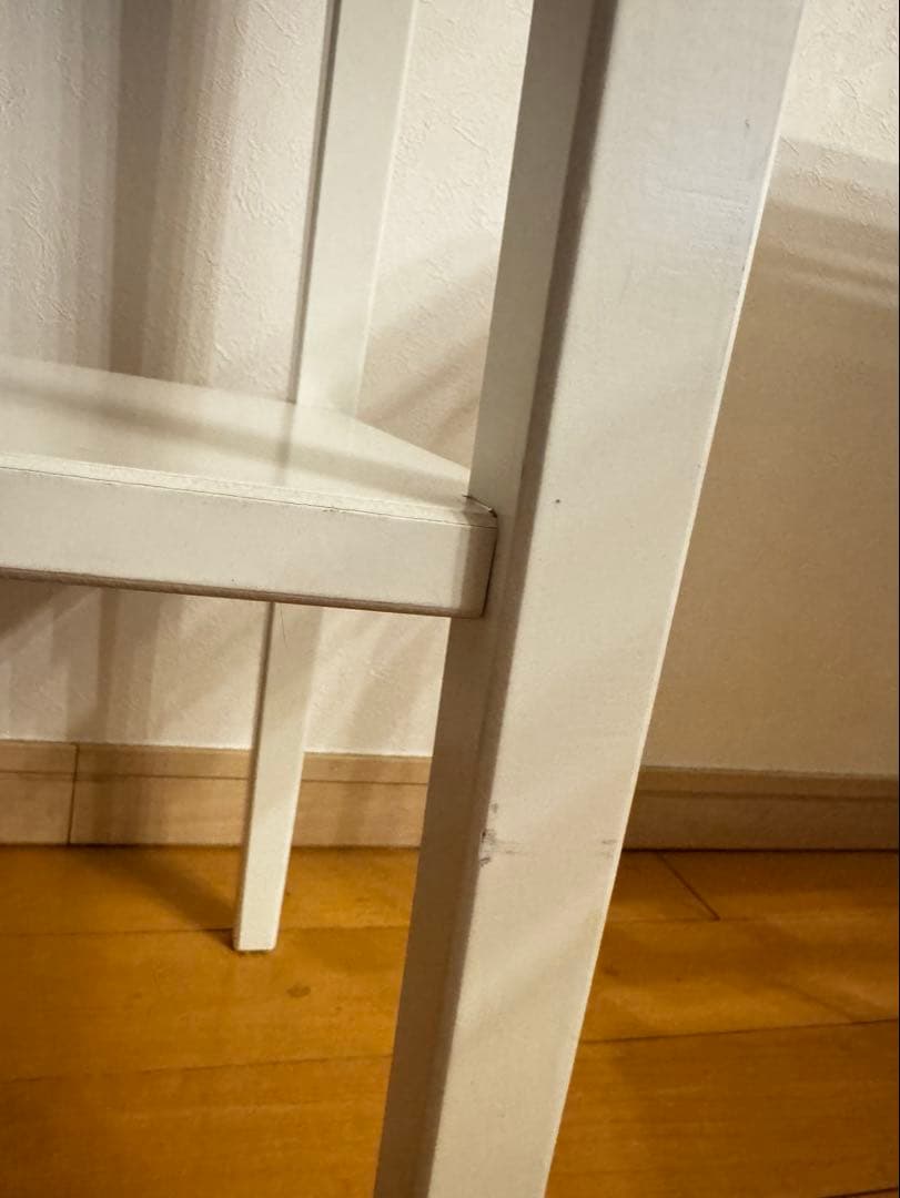 IKEA ヘムネスベッドサイドテーブル　ホワイト