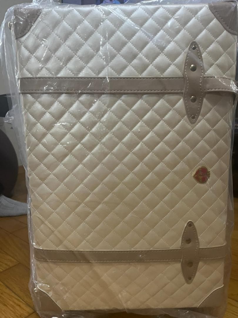 セーラームーン キャリーケース USJ コラボ 希少