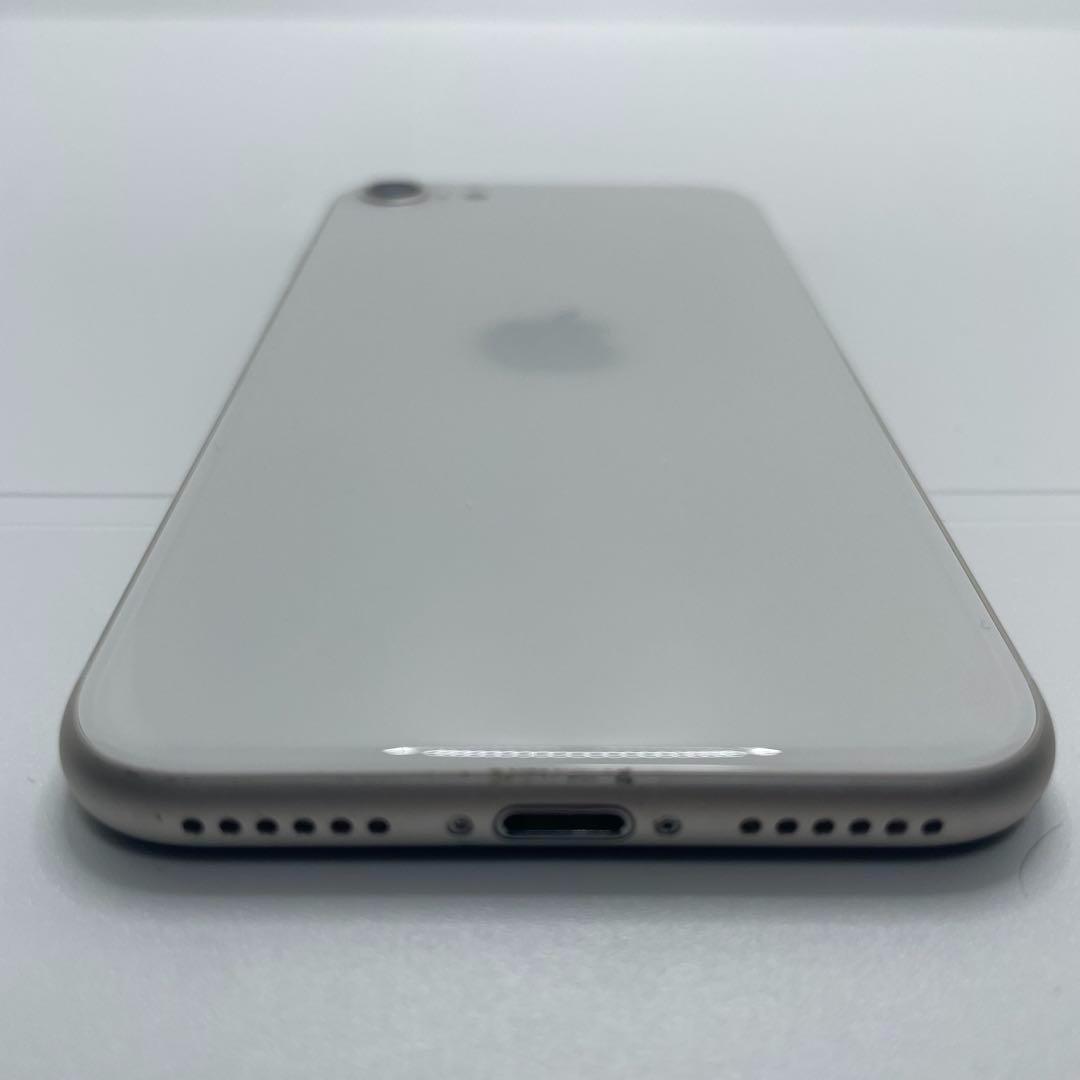 【格安美品】iPhone SE3 64GB simフリー本体 266