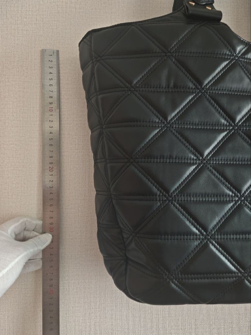 Vivienne　Westwood　ブラックキルティングトートバッグ