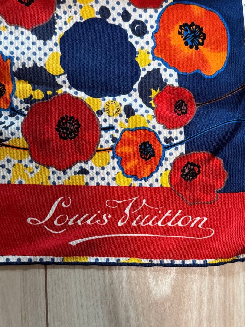 Louis vuitton シルク　大判スカーフ