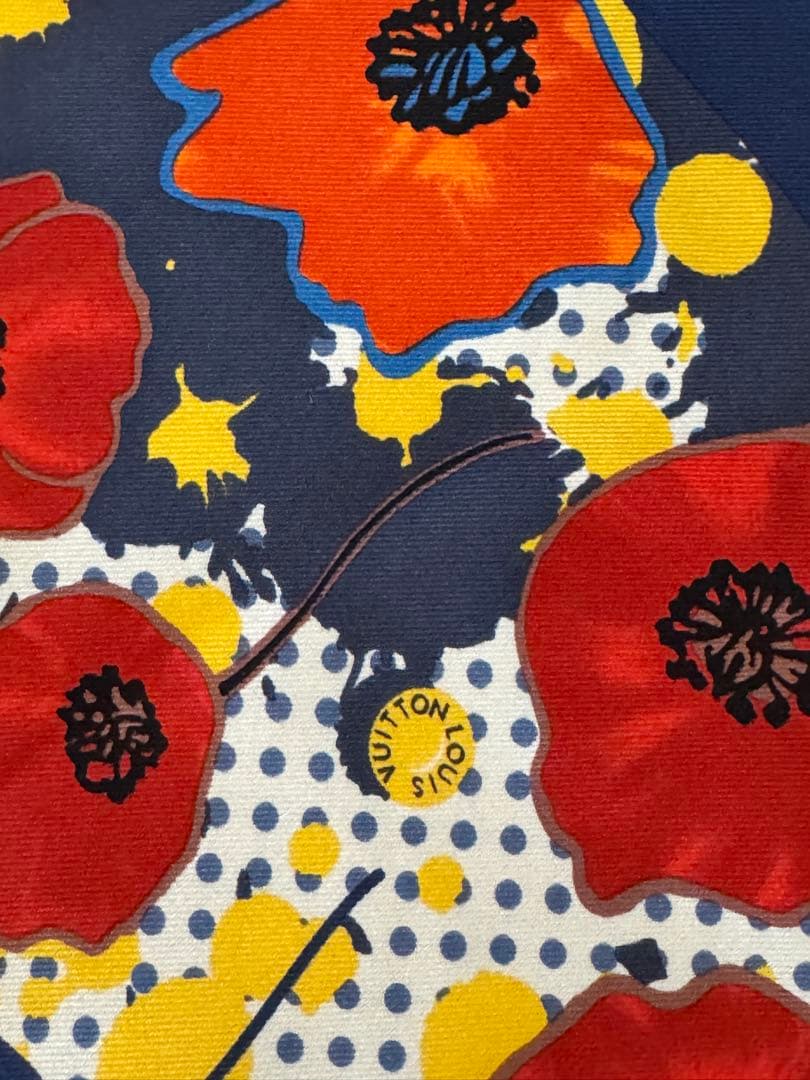 Louis vuitton シルク　大判スカーフ