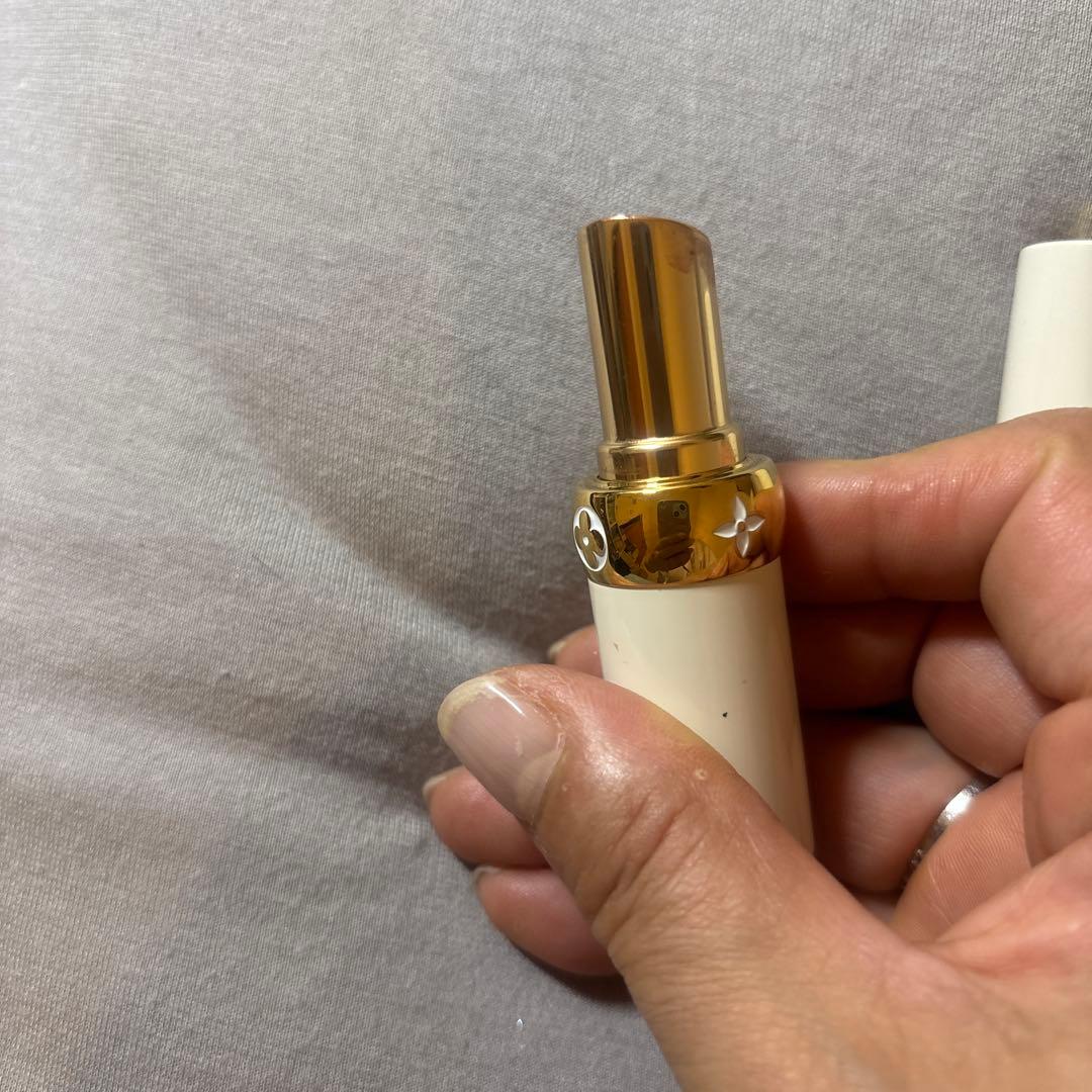 ルイヴィトン　リップバーム051 付属品全て有り　ラメ子様