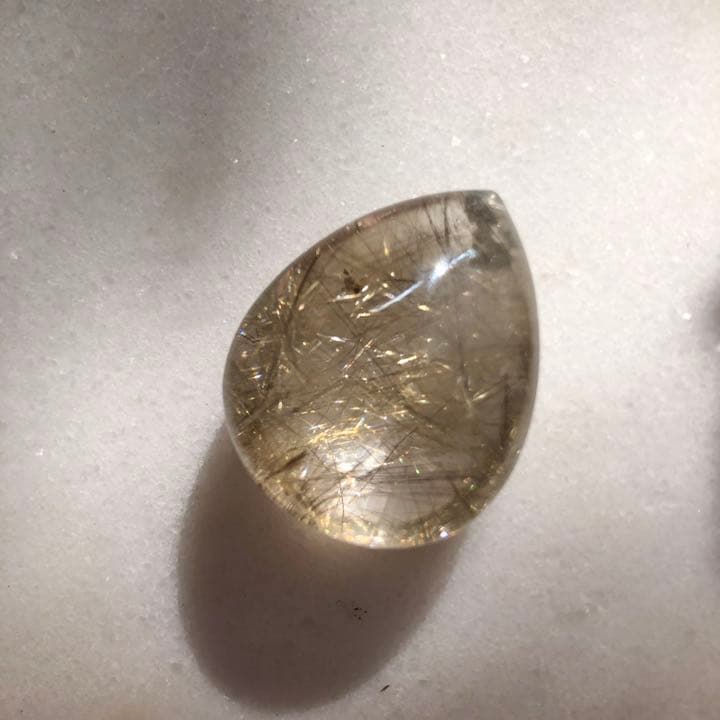 シルバークォーツ ティアドロップ 2