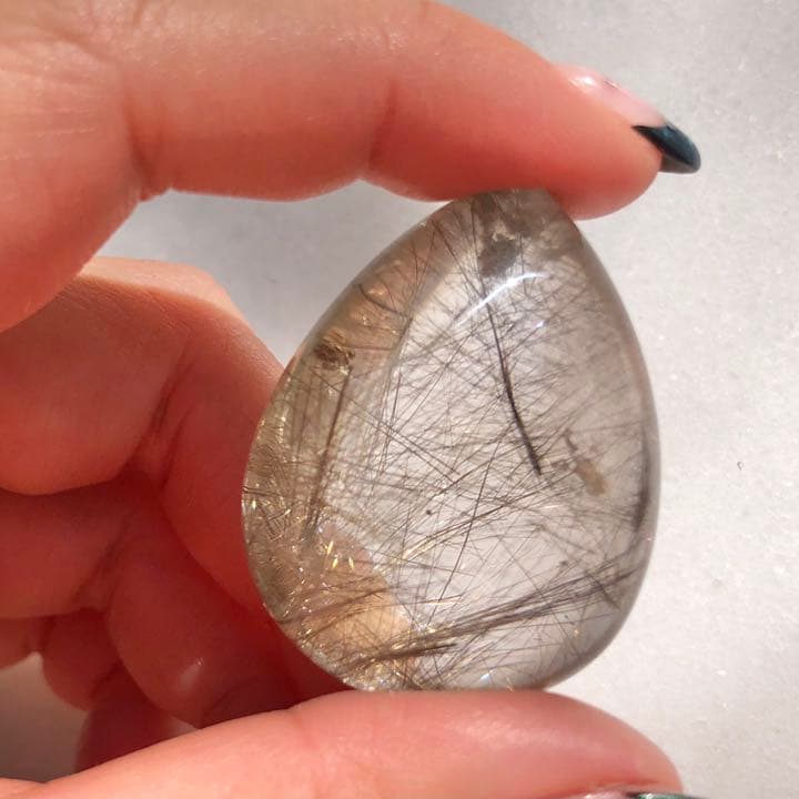 シルバークォーツ ティアドロップ 2