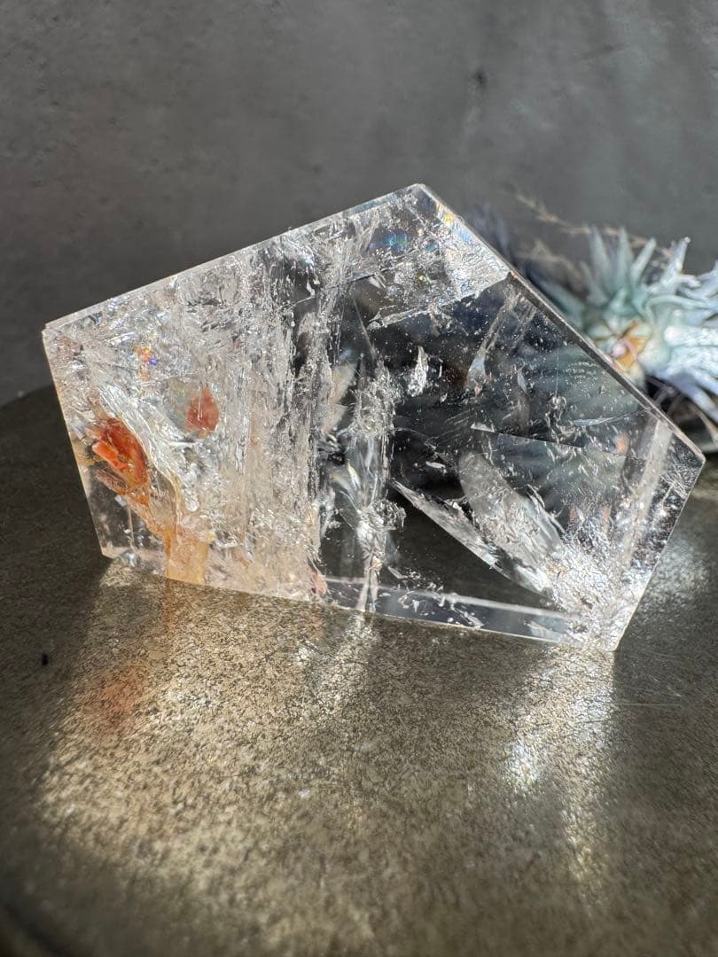 ピンクアゼツライト(流通名) フリーフォーム　ファイヤークォーツヘマタイト入り