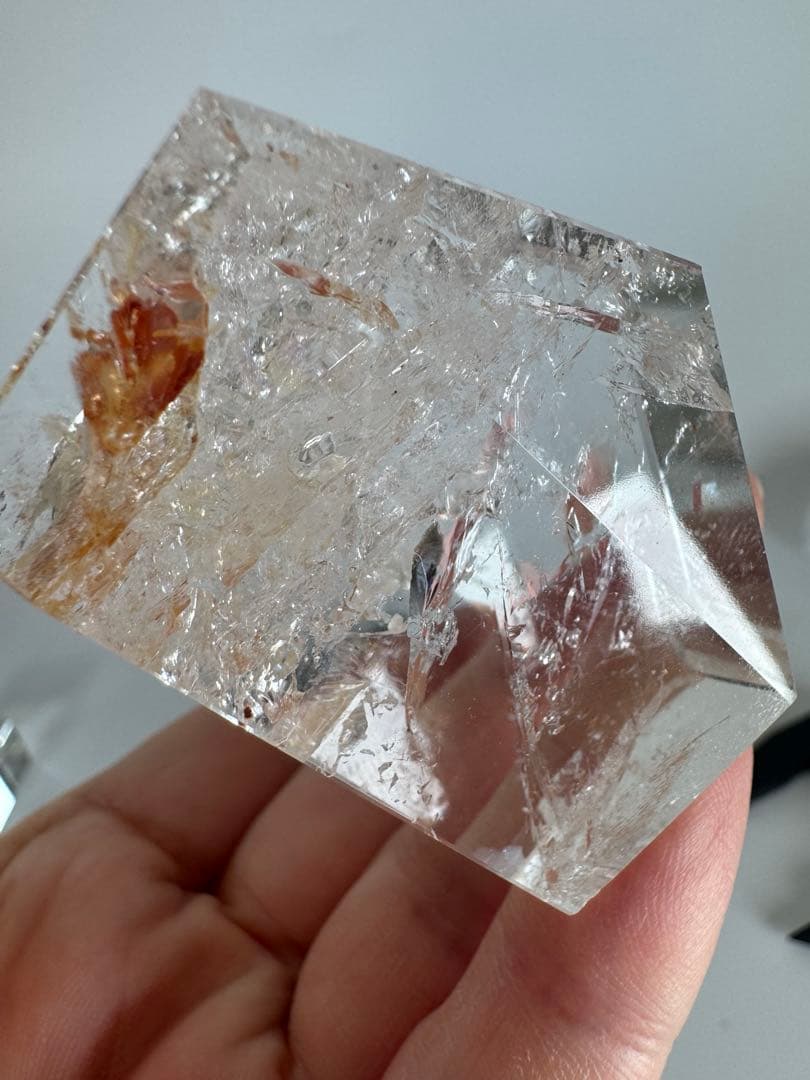 ピンクアゼツライト(流通名) フリーフォーム　ファイヤークォーツヘマタイト入り