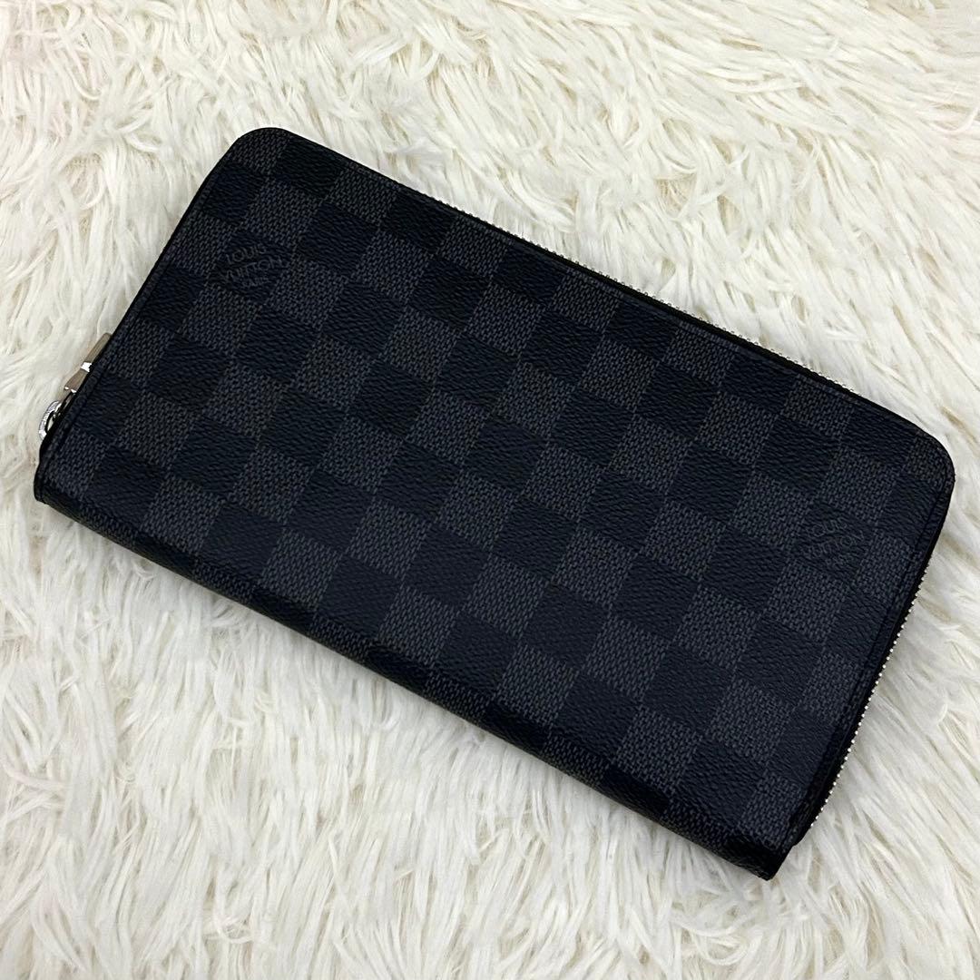 【極美品】新型 RFID内蔵 LOUIS VUITTON ジッピーウォレット