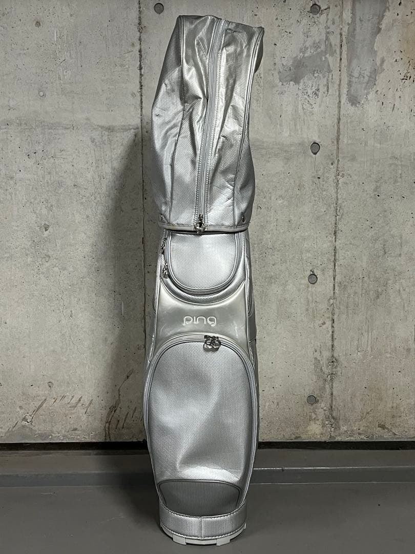 PING（ピン）レディース　キャディバッグ　シルバー　8.5型　47インチ対応