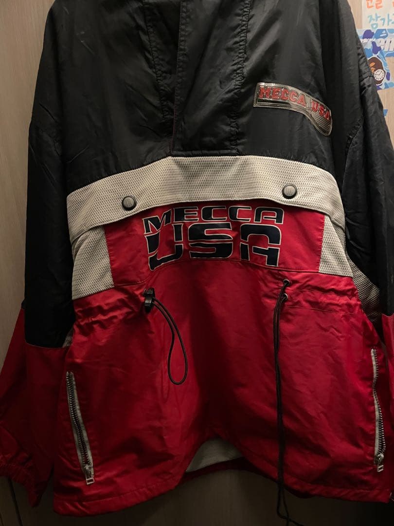 MECCA USA XL フード付きジャケット 黒/赤