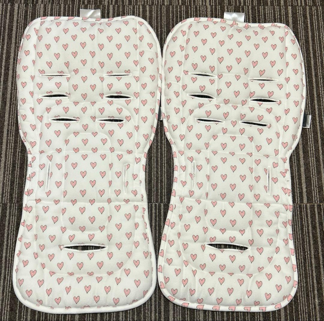 美品　エアバギー ダクロンフレッシュストローラーマット　ハート柄　双子ココダブル