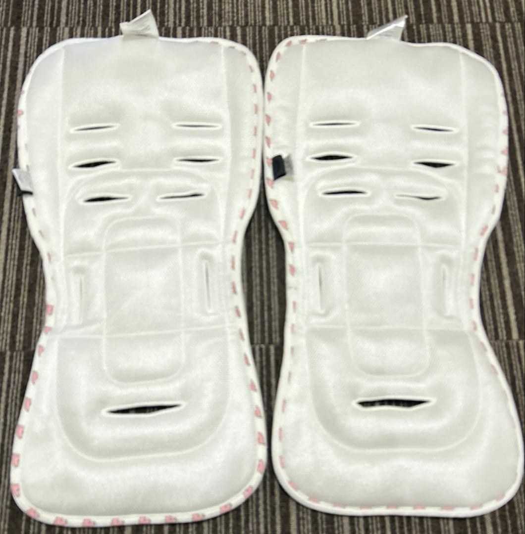 美品　エアバギー ダクロンフレッシュストローラーマット　ハート柄　双子ココダブル