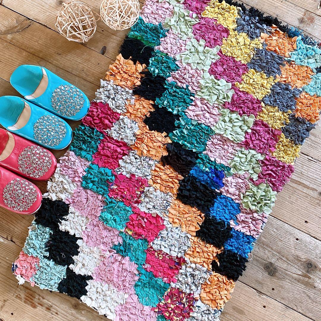 モロッコ ボシャルウィット Boucherouite ラグ カーペット①