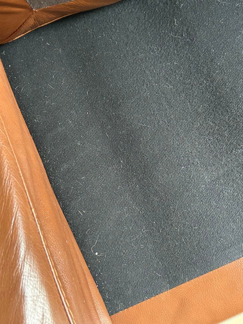 ブラウンレザー3人掛けソファ