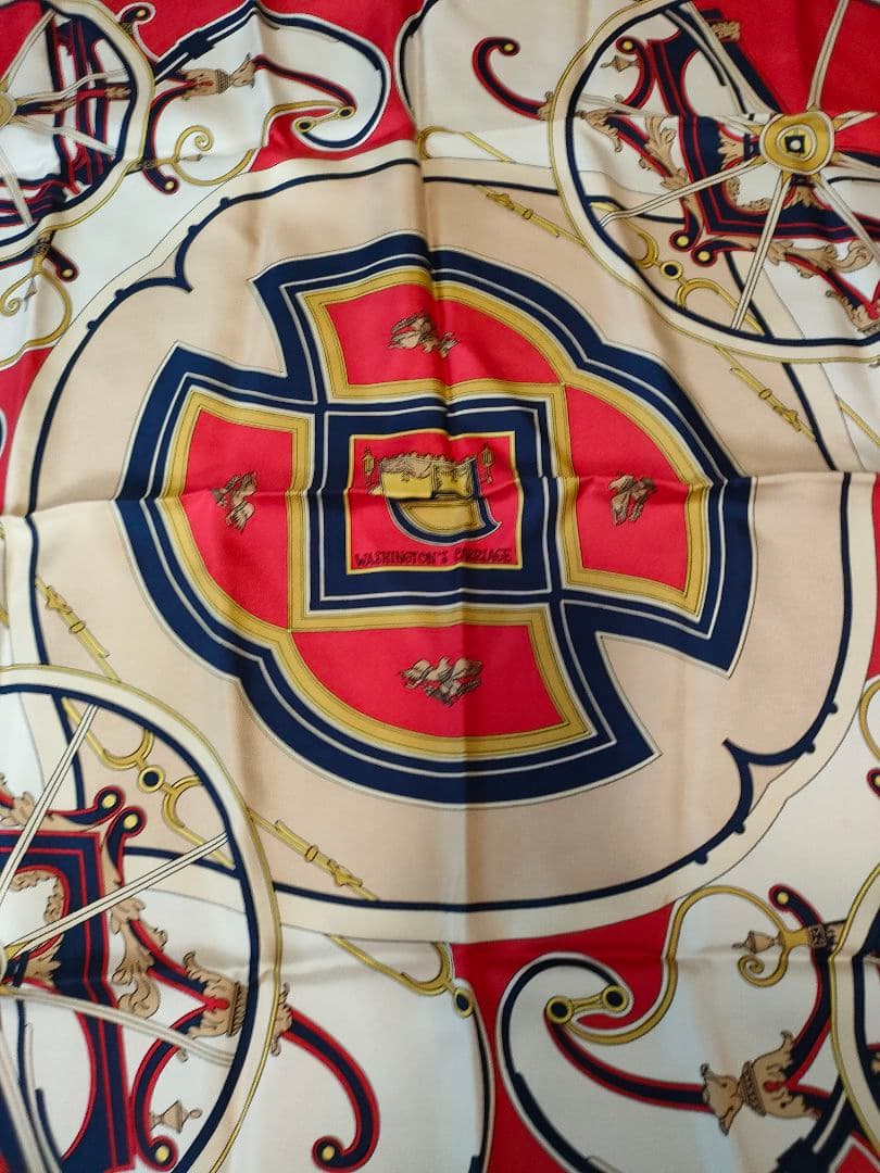 a45 HERMES　エルメス　スカーフ　シルク100